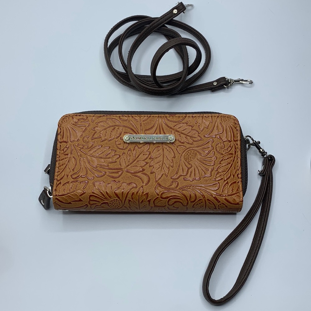 StoneMountain Wallet with crossbody strap